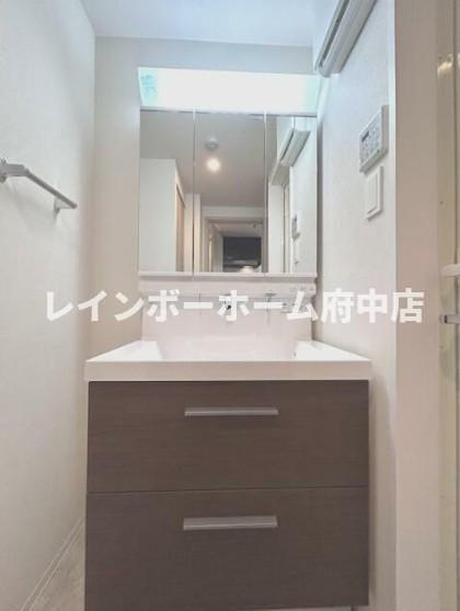 グランディール調布の独立洗面台