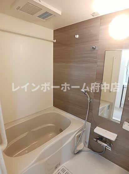カーサルーチェの浴室