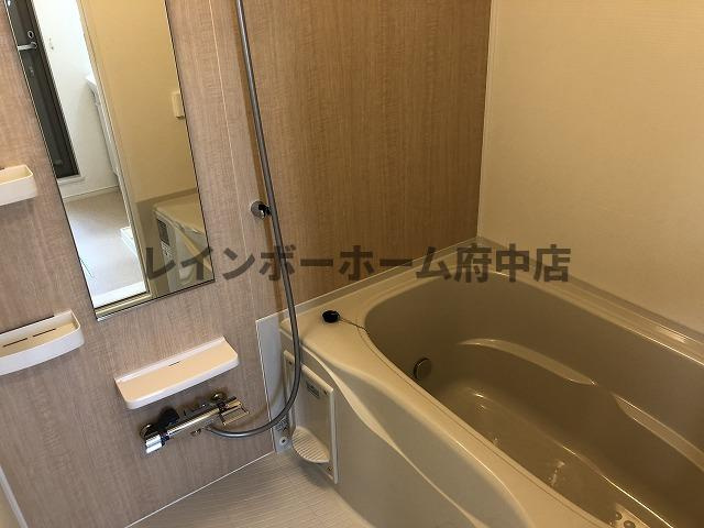 フラワー　ヒルズの浴室