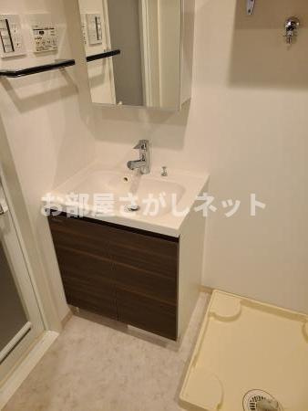 KDXレジデンス池袋ウエスト【おとり物件なし】#学生・社会人にオススメ！初期費用分割払いOK！の洗面所