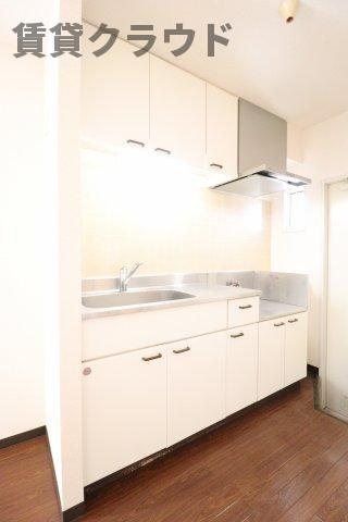にふてぃはうす９２のキッチン|水回りが集中しているので家事動線もバッチリ！