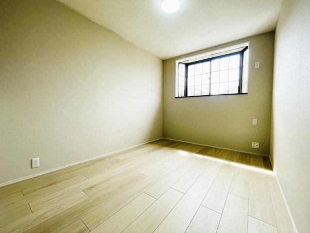 深草大亀谷万帖敷町の洋室