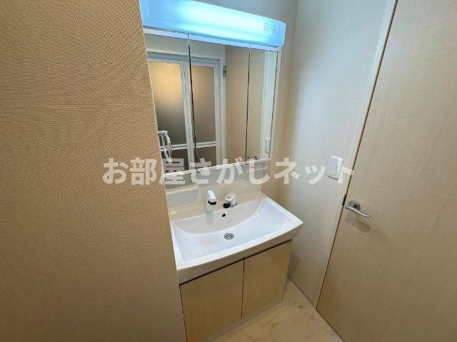 サンガーデン西早稲田【おとり物件なし】#学生・社会人にオススメ！初期費用分割払いOK！の洗面所|洗髪洗面化粧台