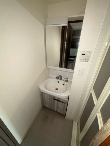 プレサンス　ハーバーランド　アンド・シーの洗面所|同物件別部屋写真