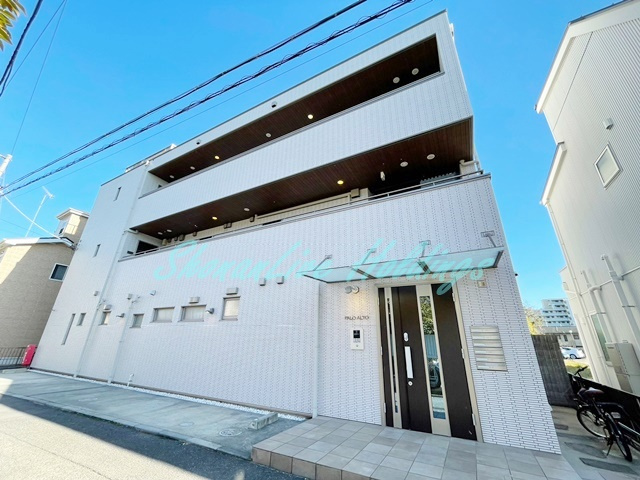 茅ヶ崎市赤松町のアパート