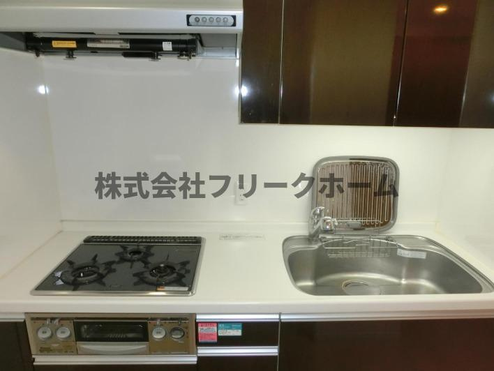 三鷹市下連雀３丁目の賃貸マンションのキッチン