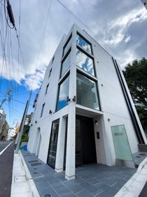 ＣＯＣＯＣＵＢＥ北千住の外観
