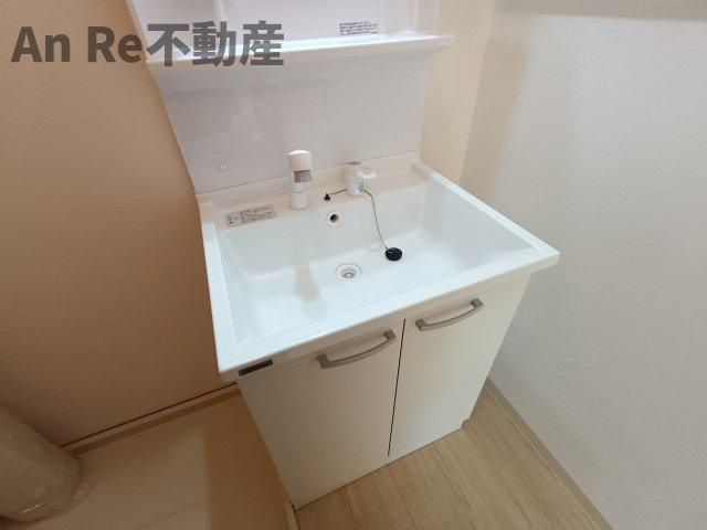 ロイヤルヒルズ KOIZUMIの洗面所