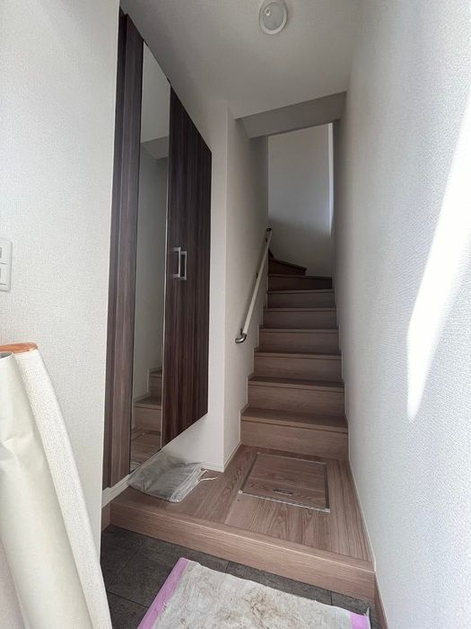 ブランシュール富田町の玄関