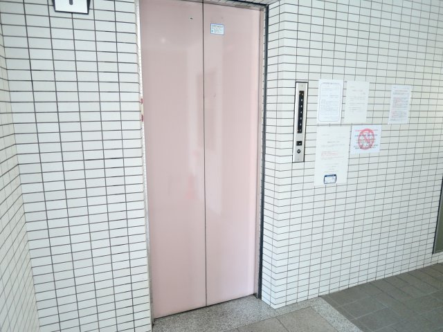 トレンディア高槻のロビー