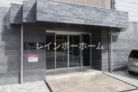 LEXE八広のエントランス