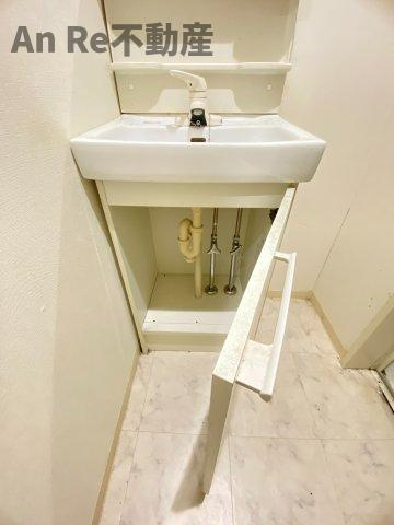 プルマス戸塚安行の洗面所|別部屋イメージ写真