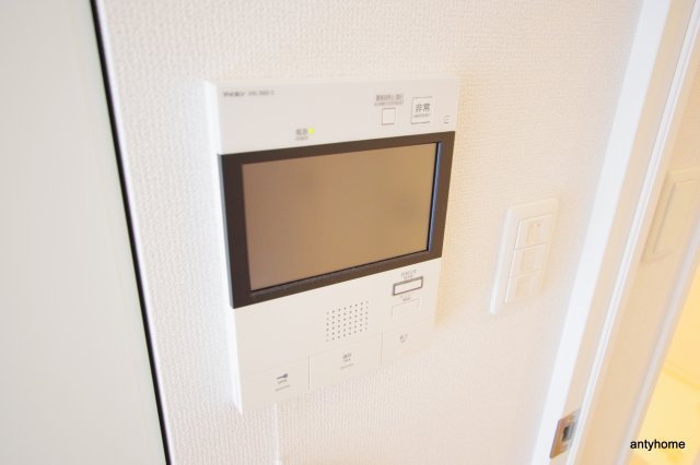 セレニテ新大阪カルム　仲介手数料無料のセキュリティ
