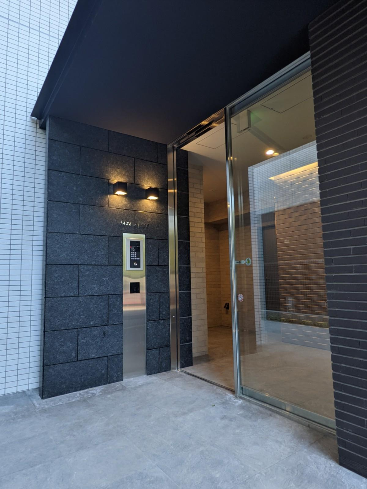 ＣＡＳＡ　ＡＹＡＳＥのエントランス