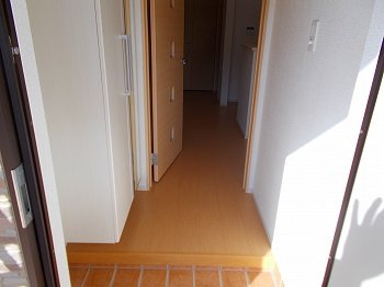 ラフレシールあぼしＥの玄関