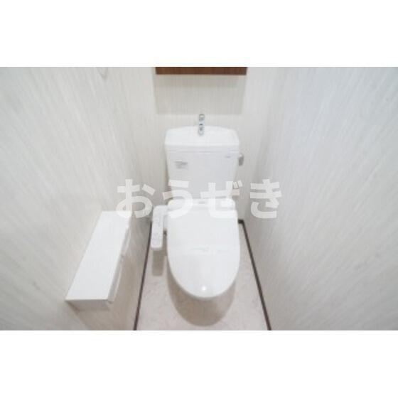 アクシス中村橋のトイレ|温水洗浄便座完備