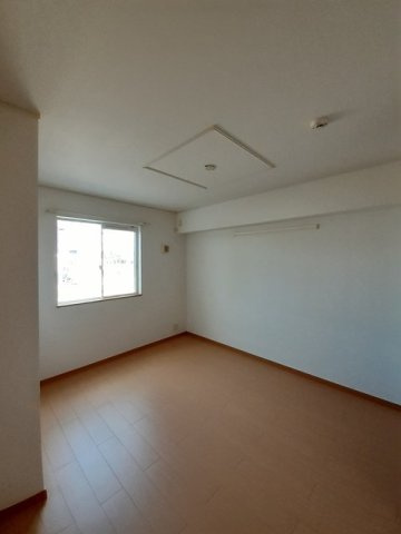 リープライツ元山　Ｃの内装