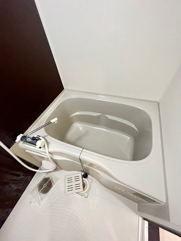 フジパレス塚口Ⅰ番館の浴室|日々の疲れを癒すお風呂付です