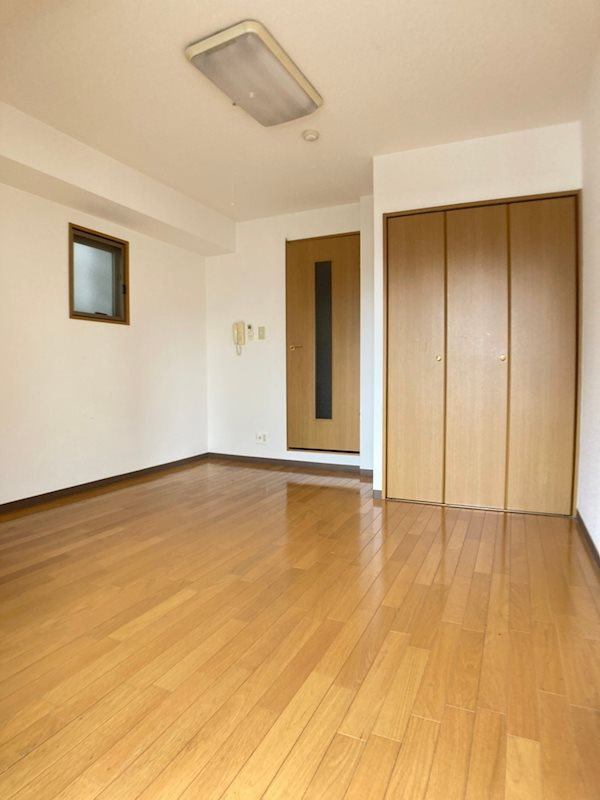 大阪市浪速区敷津西２丁目の賃貸マンションの居間・リビング