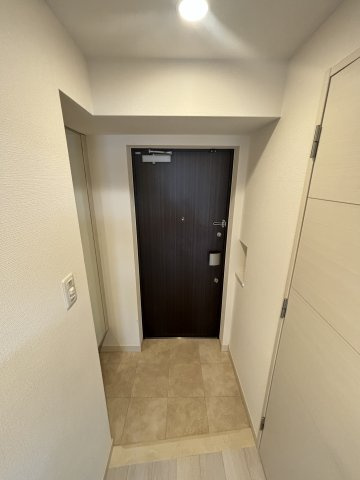 スプランディッド難波SOUTHの玄関