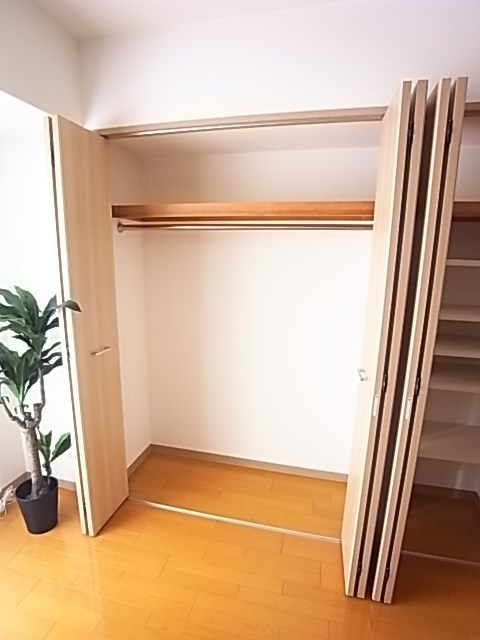 S-FORT神戸小河通の収納