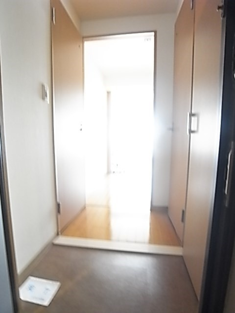 S-FORT神戸小河通の玄関