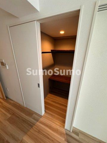 セレニテフラン本町の収納