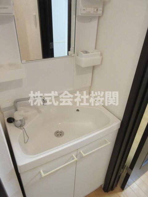 フェリーチェ上反町Ｂ棟の洗面所