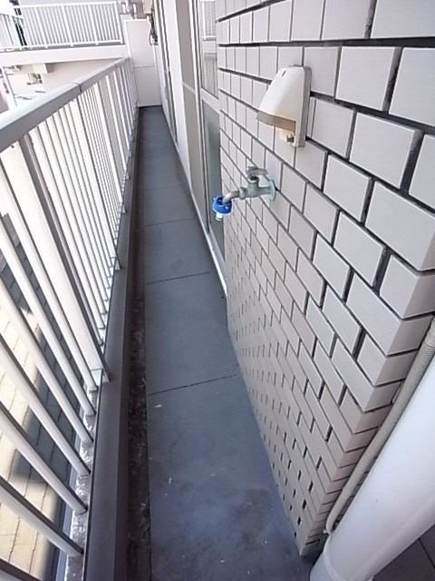 メゾンジョイフルのバルコニー