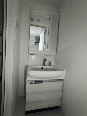 プレサンス神戸元町ベルシオンの洗面所