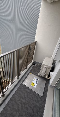 ジーグランデ九条のバルコニー