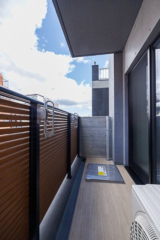コモド目黒東山のバルコニー|※写真は同タイプ住戸です。