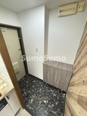 フィッシェ福原の玄関