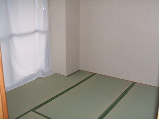 グランドマンション山田の寝室