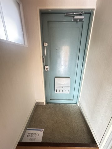 グリーンハイツ中山手の居間・リビング