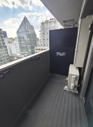 S-RESIDENCE神戸磯上通のバルコニー