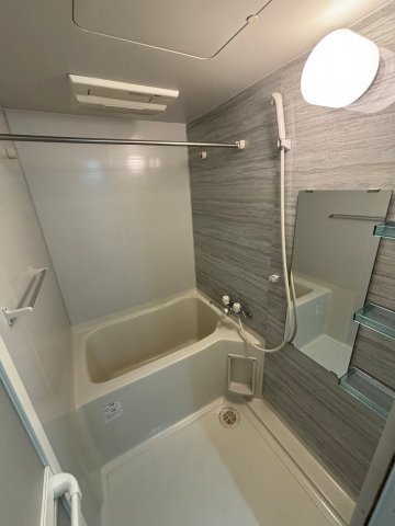 S-RESIDENCE神戸磯上通の浴室