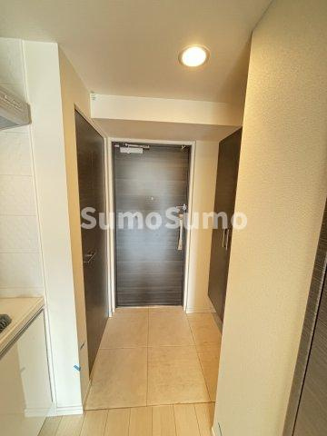 S-RESIDENCE神戸磯上通の玄関