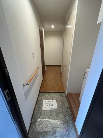 夙川アネックスⅢの玄関