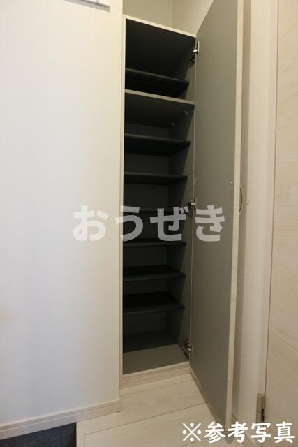 ＲＥＧＡＬＥＳＴ大口の収納