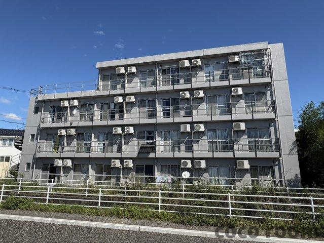 ＵＬ　ＹＡＩＺＵIIの外観