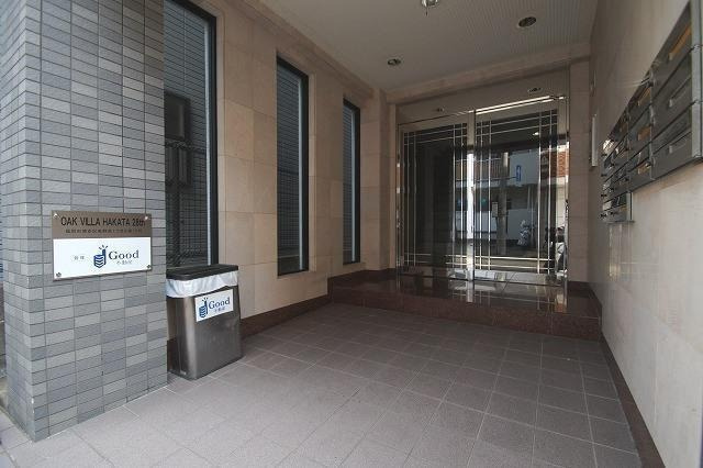 福岡市博多区美野島１丁目の賃貸マンションのエントランス|エントランス写真