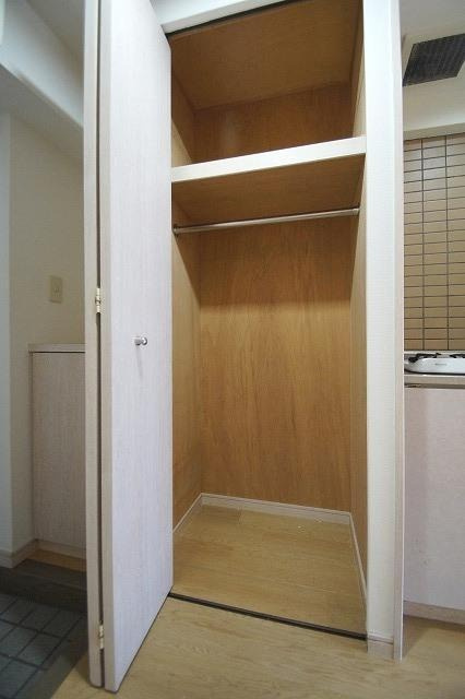福岡市博多区美野島１丁目の賃貸マンションの収納|物件の画像7