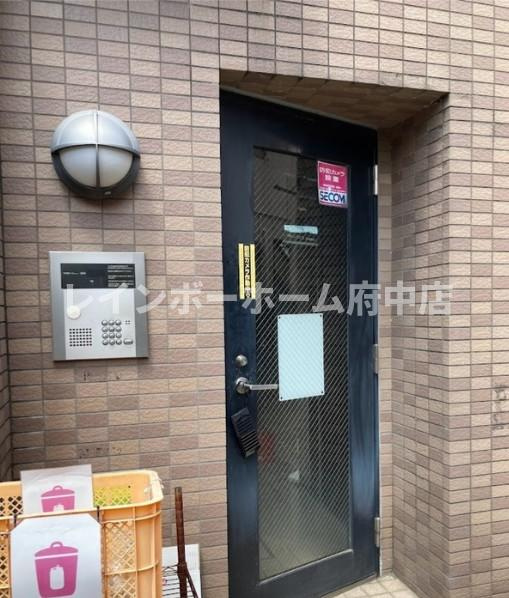 メジンジュネスのエントランス