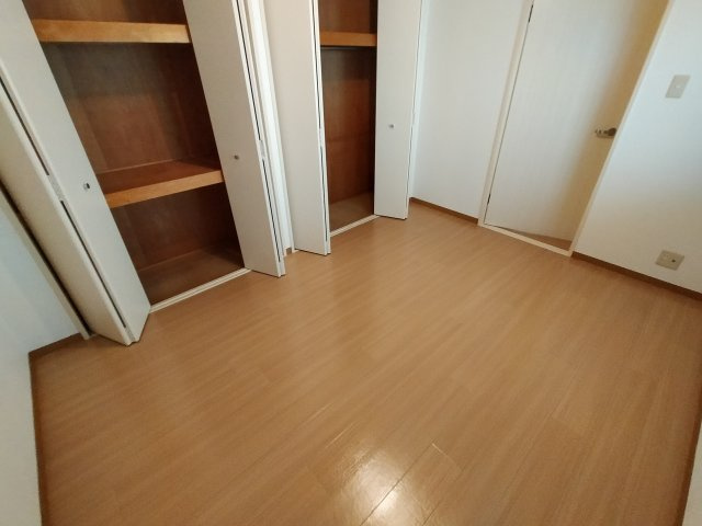 【寝室】 | サンフローラ