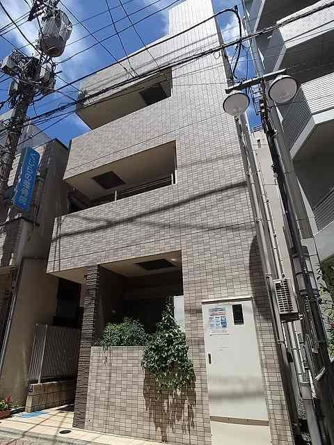 カルテットの外観
