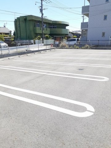 ニュー・アベラントⅡの駐車場|駐車場です