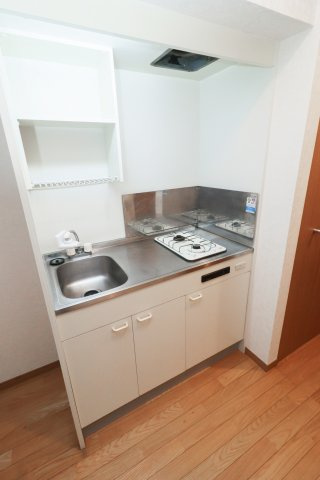 エンクレスト舞鶴　2階のキッチン|現状優先です。