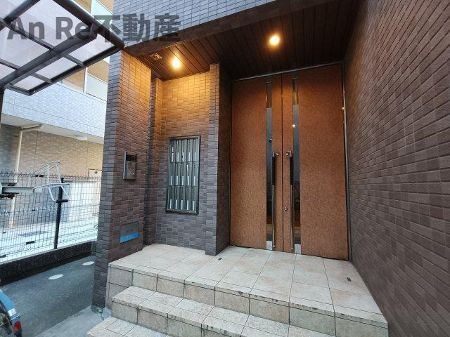 コンフォートアベニューのエントランス