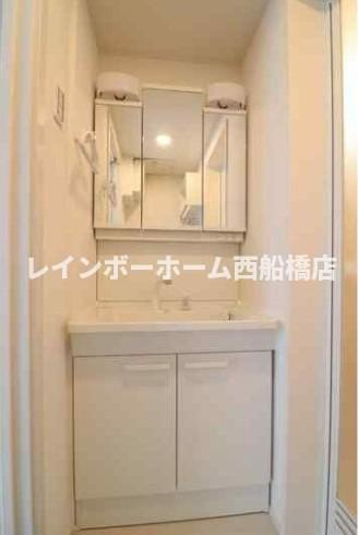 フォレストメゾン西船橋EASTの洗面所|※同タイプ別部屋参考写真です。